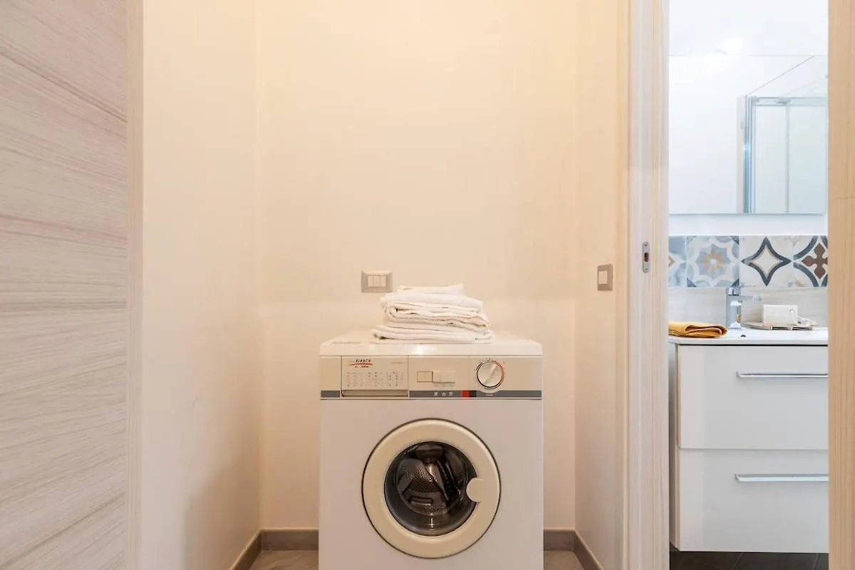 Casa Zoe Flexyrent Apartment Milan 0*,