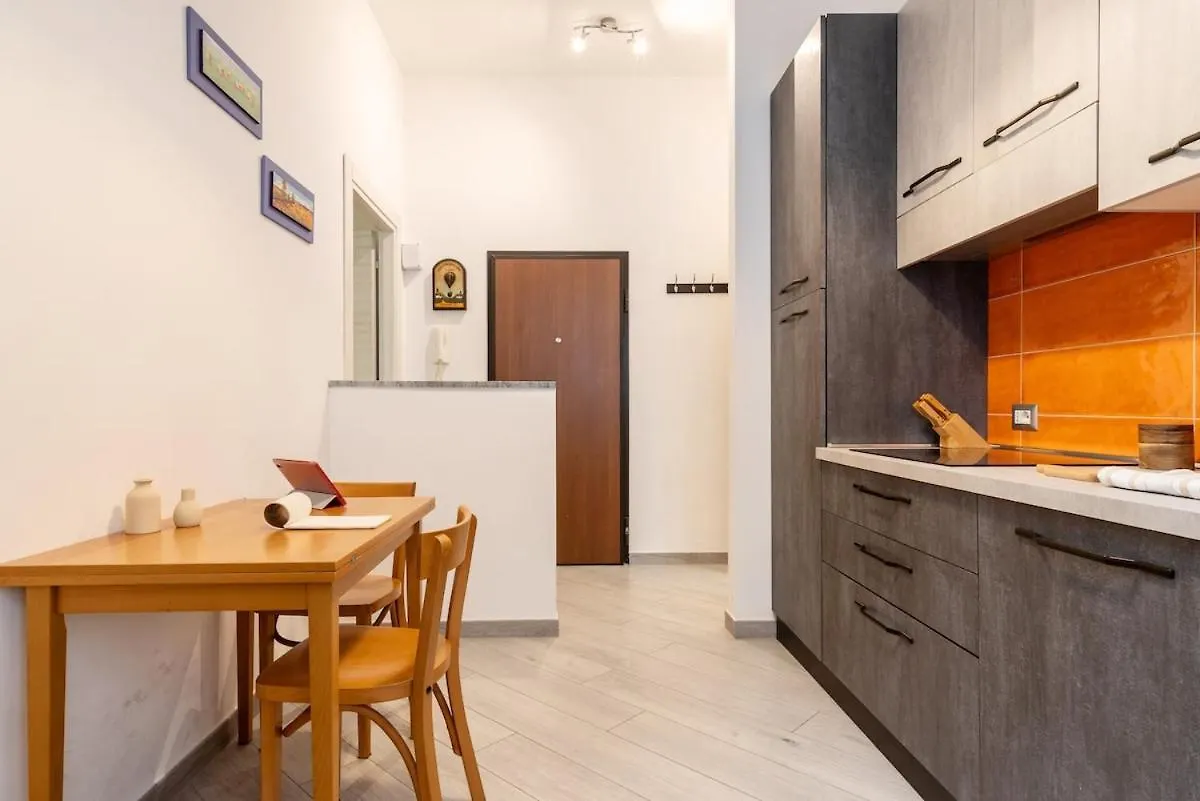 Casa Zoe Flexyrent Apartment Milan
